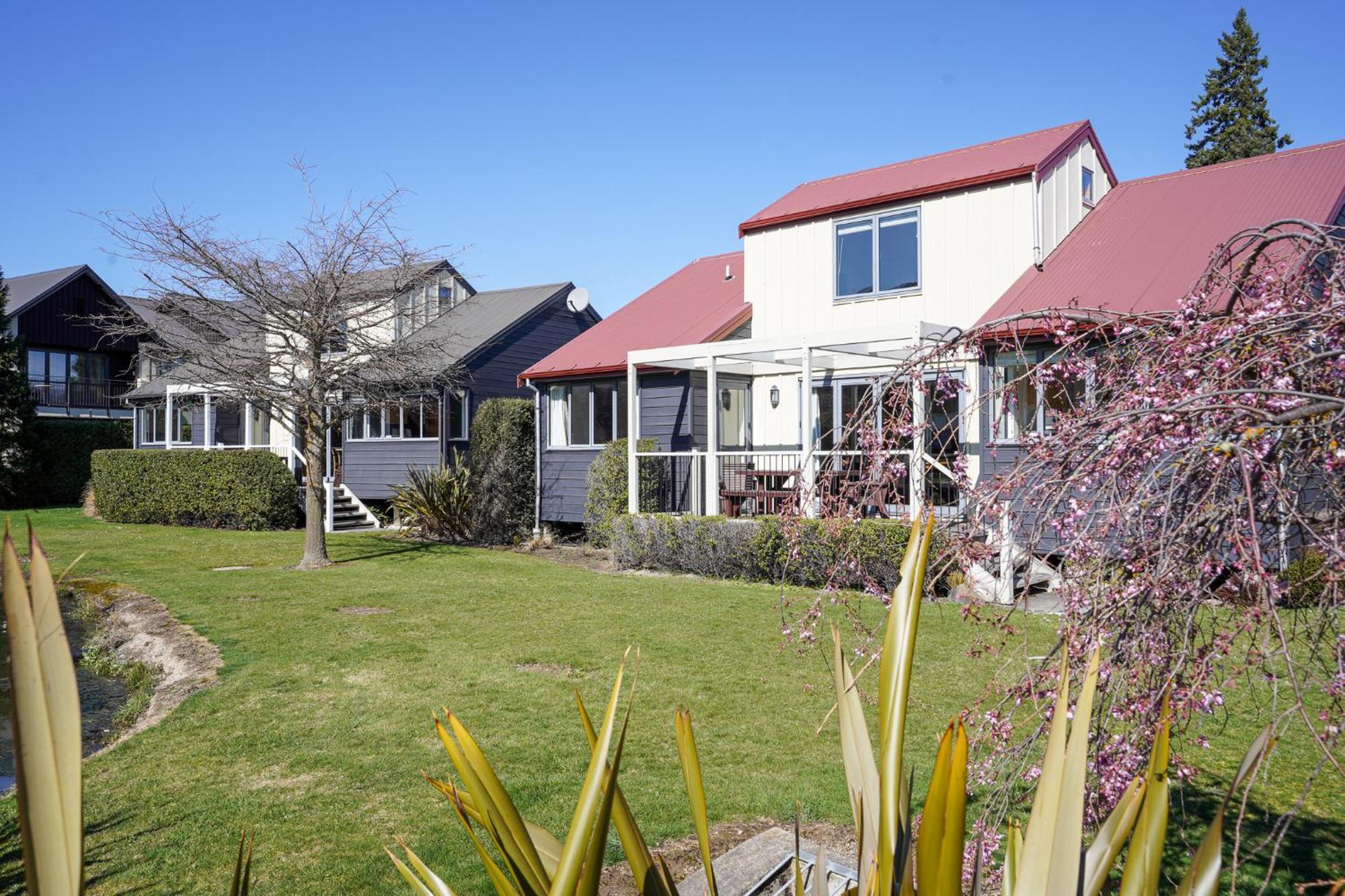 *** 466 *** Chalet