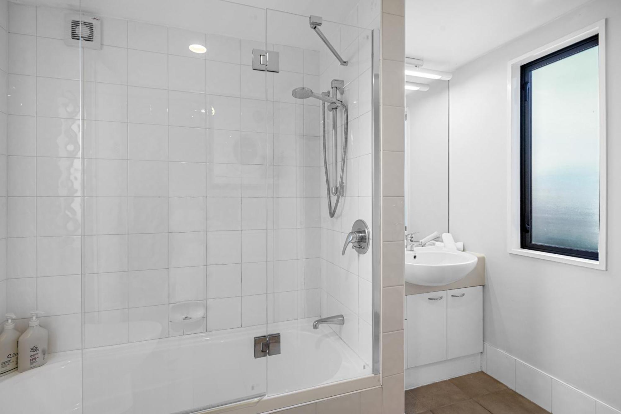 Chalet *** 466 *** *